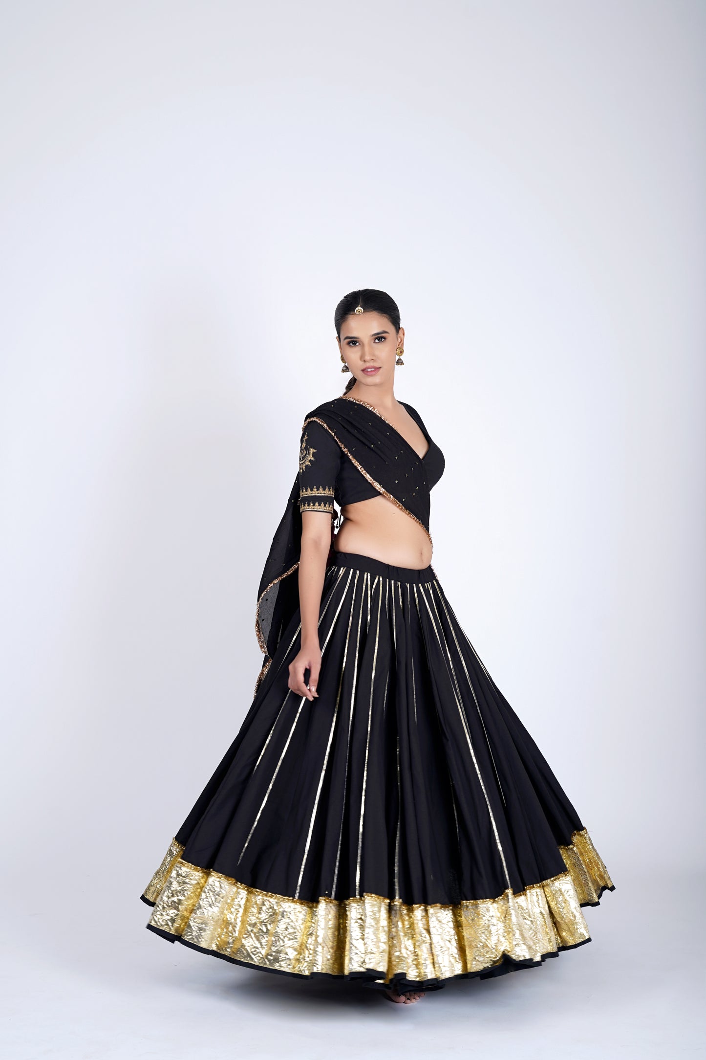 Raatrani Black Saanjh Lehenga Set