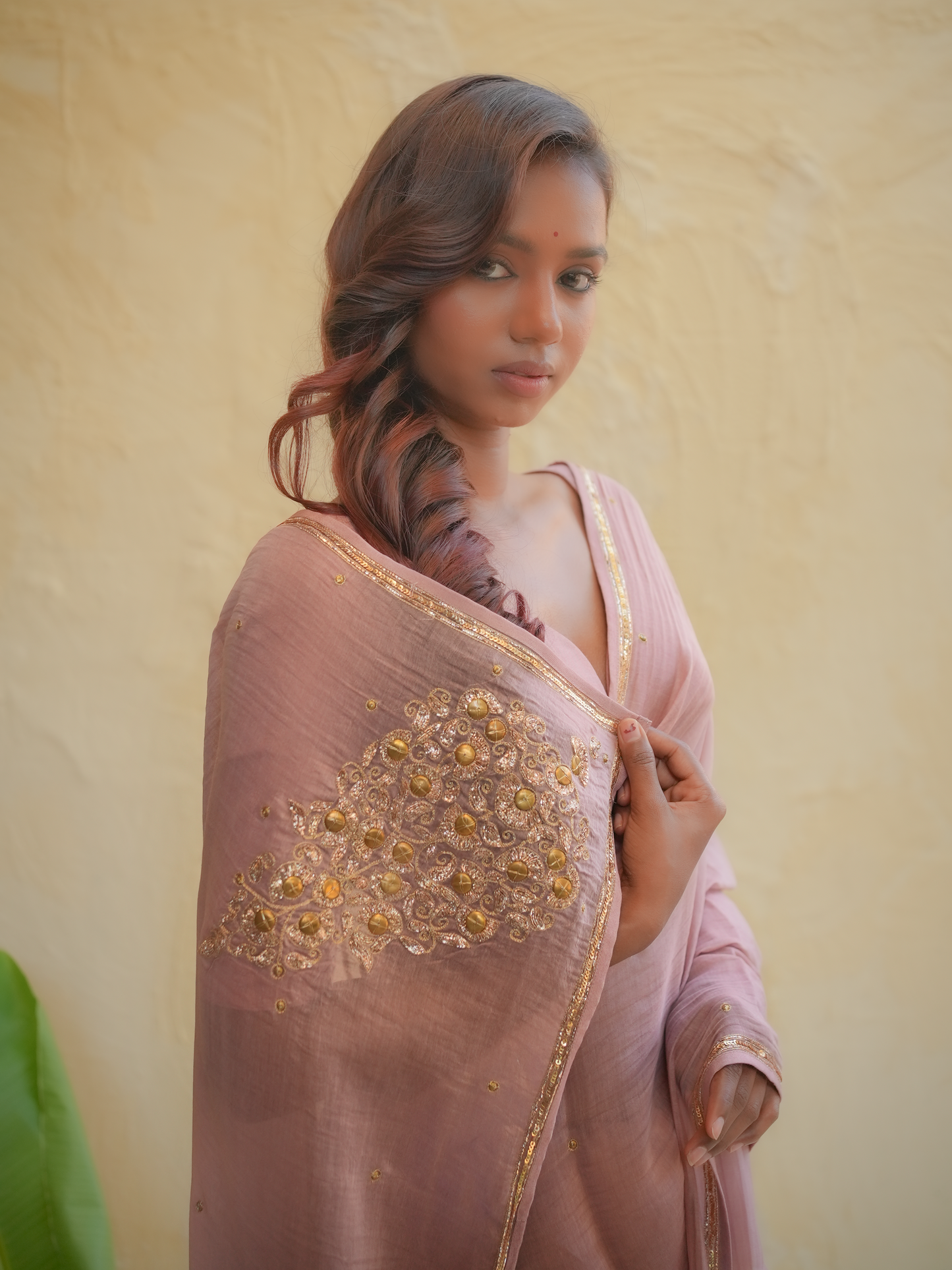 Dusty Rose Organza Saree with Gold Zari Border & Embroidered Pallu