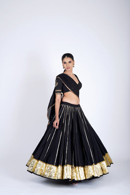 Raatrani Black Saanjh Lehenga Set
