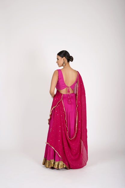 Manjari Magenta Saanjh Lehenga Set
