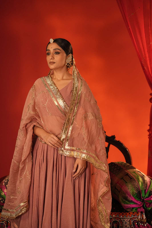 Taarini Dusty Rose Saanjh Lehenga Set