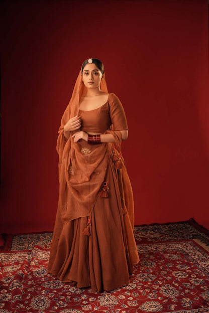 Gulnaar Bhura Lehenga Set