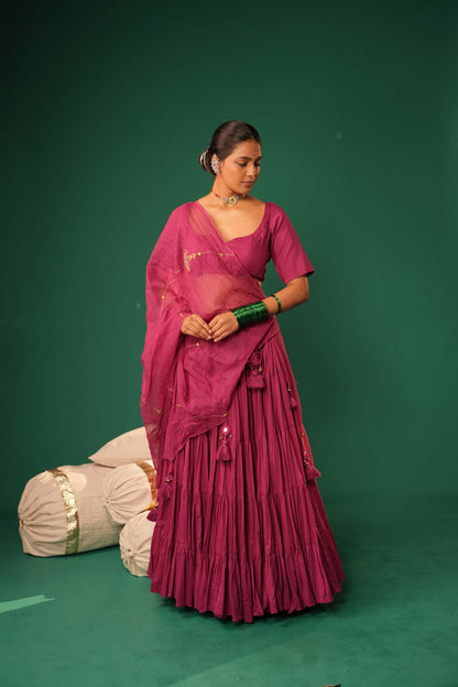 Gulaabo Mul Lehenga Set