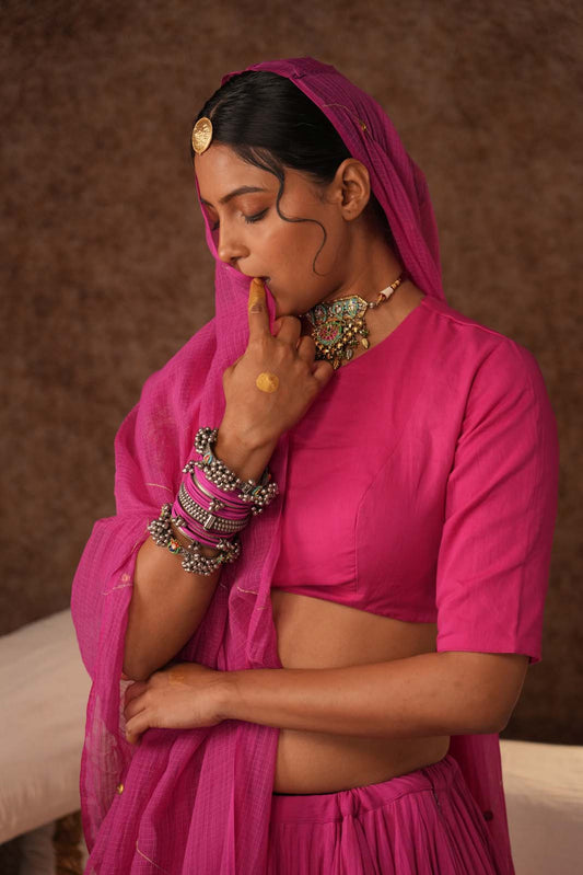 Gulabi Baaghan Lehenga Set