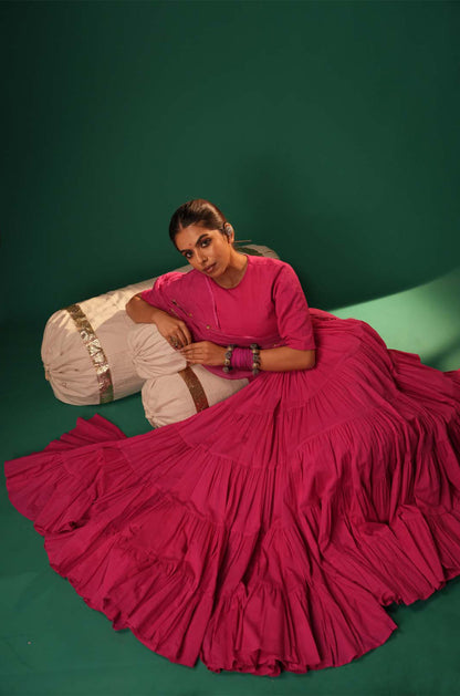 Raatrani Gulab Lehenga Set