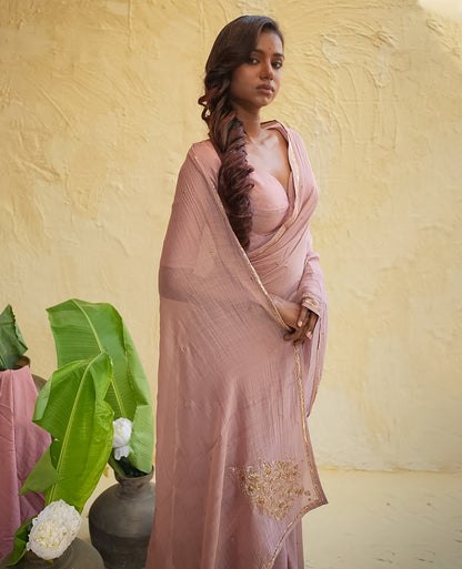 Dusty Rose Chanderi Saree with Gold Zari Border & Embroidered Pallu