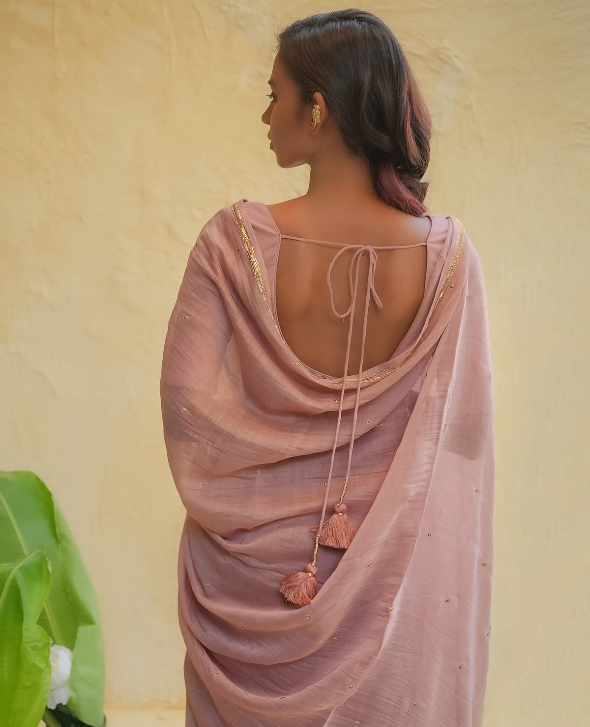 Dusty Rose Chanderi Saree with Gold Zari Border & Embroidered Pallu